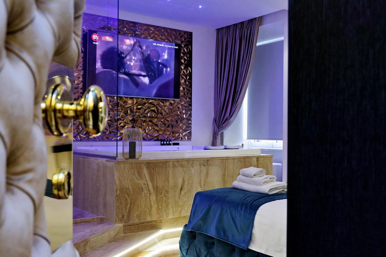 Pensión Spanish Hills Collection Luxury & Jacuzzi